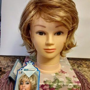 Escara "Delia" Cool Max Wig, Butterscotch